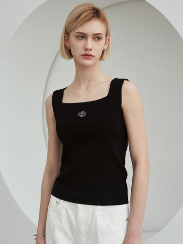 Square Neck Sleeveless Top - Black - NICK&NICOLE - Modalova