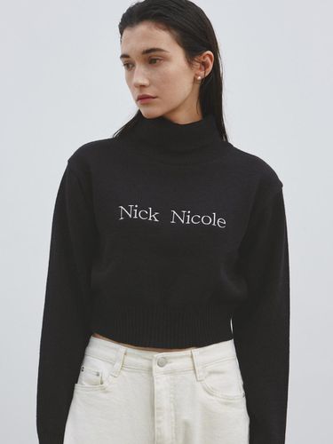 NICOLE Signature Turtleneck Knit () - NICK&NICOLE - Modalova