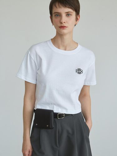 Cropped Half T-shirt - White - NICK&NICOLE - Modalova