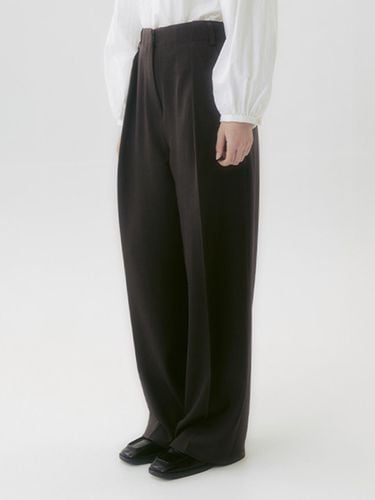 One Tuck Wide Slacks_(Charcoal) - REBOLD - Modalova