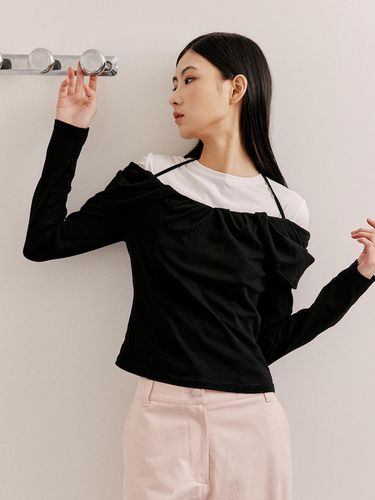 Meringue Off-Shoulder Top - Top - Lang&Lu - Modalova