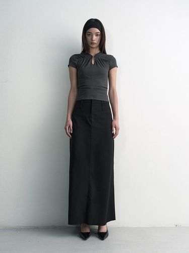 Cut Off Detail Long Skirt - Black - STUDIO TABLE - Modalova