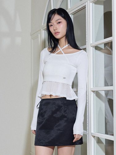 Layered Crop T-Shirt_White - ITOV SEOUL - Modalova