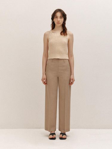 Classic Semi Wide Slacks (Beige) - AVA MOLLI - Modalova