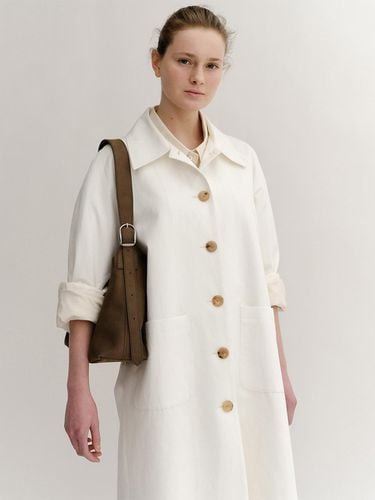 Haumea Linen Coat_Off White - KINDERSALMON - Modalova