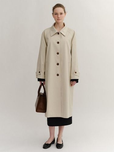 Kari Single Coat_Ash Khaki - KINDERSALMON - Modalova