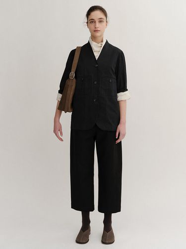 Stitched Barrel Trouser_Black - KINDERSALMON - Modalova