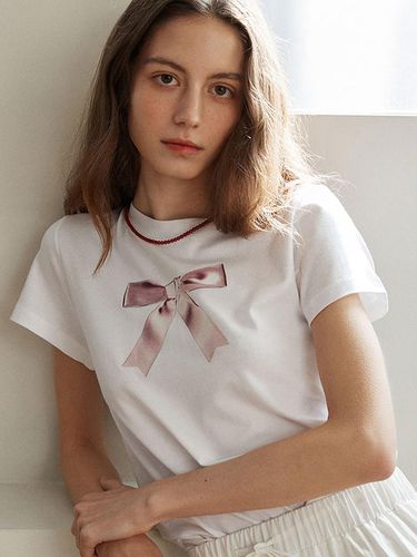 Ribbon Printing T-shirt _ White - CELITAILS - Modalova