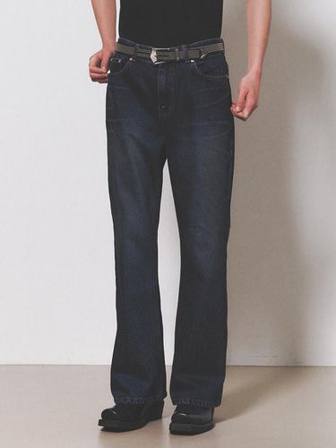 Loose Fit Bootcut Denim Pants_Deep Blue - NUAKLE - Modalova