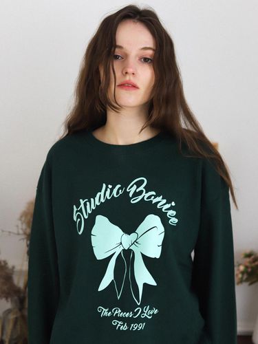 Ribbon Graphic Over Sweatshirts_Green - BONIEE - Modalova