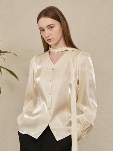 Slim Line Scarf Blouse - Cream - Nouve - Modalova