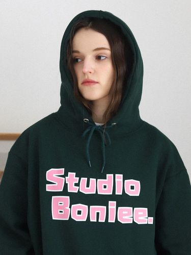 Block Typo Graphic Over Hoodie_Green - BONIEE - Modalova