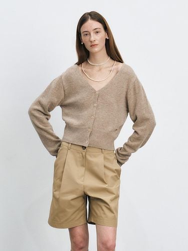 Stitched Bermuda Pants - HACIE - Modalova