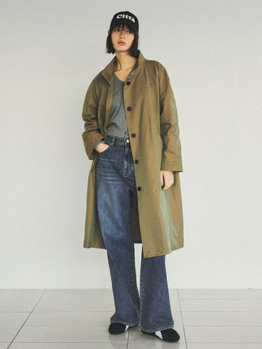 Classic Military Cutting-line Trench Coat - CITTA - Modalova