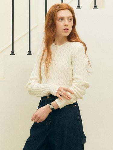 Soft Cable Cropped Cardigan - OSTKAKA - Modalova