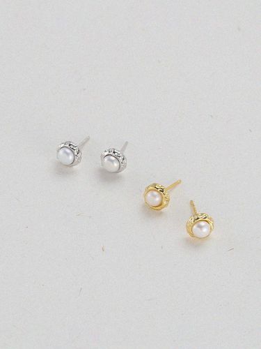 Silver] Mindy Pearl Earrings - WorthWord - Modalova