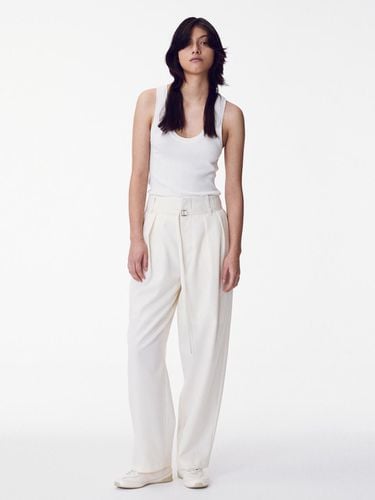 Pleated Belted Slacks - MAISONMARAIS - Modalova