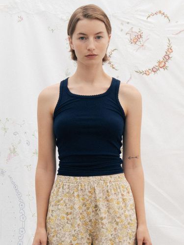 Via Simple Laced Sleeveless Top - VIA PLAIN - Modalova