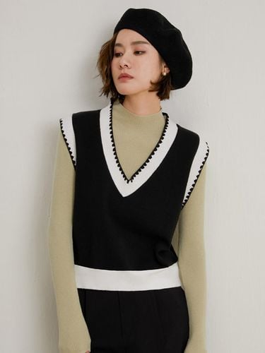 Layering V Neck Knit Vest - LANGSON - Modalova