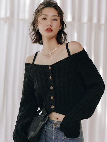 Button Down Off Shoulder Crop Top - LANGSON - Modalova