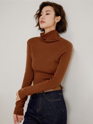 Line Turtleneck Knit Top (4 Color) - LANGSON - Modalova