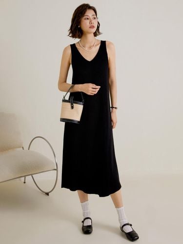 V Neck Knitted Slip Dress - LANGSON - Modalova