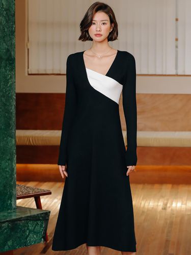 Chic Black Slim Long Knit Dress_Black - LANGSON - Modalova