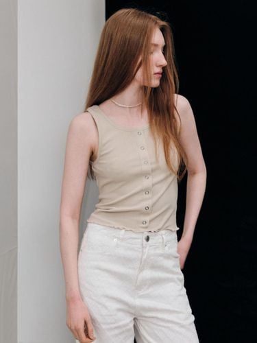 Snap-Button Ribbed Tank Beige - GENERAL IDEA - Modalova