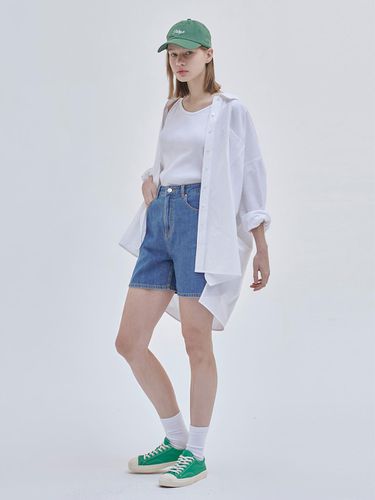 Boyfriend Fit Shirts (White) - NILBY P - Modalova