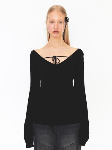 V Neck Strap Knit - Black - DIAGONAL - Modalova