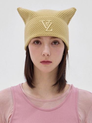 VZ Square Beanie_Beige - VARZAR - Modalova