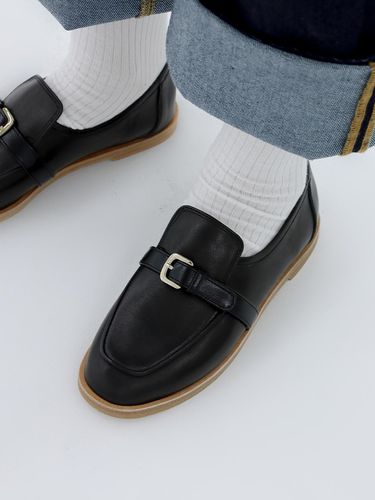 M Soft Modern Loafer_Black - MOL:pin - Modalova