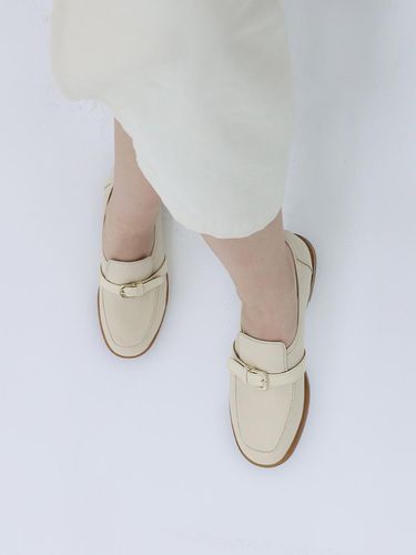 M Soft Modern Loafer - MOL:pin - Modalova