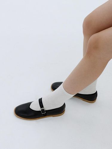 Mong Mary Jane Shoes_Black - MOL:pin - Modalova