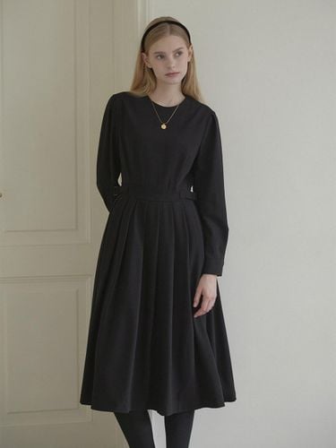 Round Belted Pleats Dress - Black - NONLOCAL - Modalova