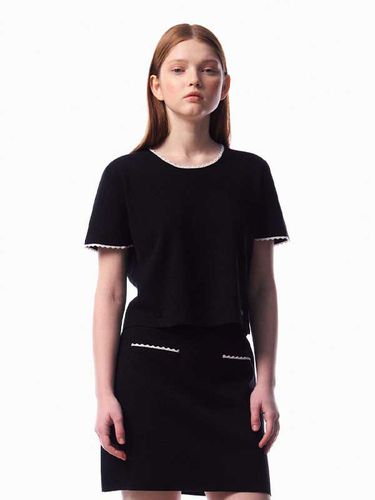 Frilled T-shirt - Black - BASIKA - Modalova