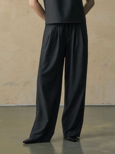 Libre Wide Two Tuck Wool Blended Slacks_Charcoal - WEST GRAND BOULEVARD - Modalova