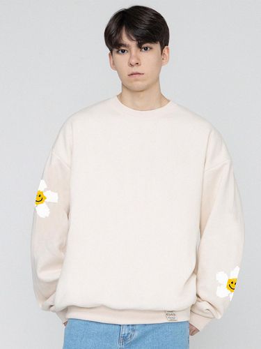 UNISEX]Multi Tape Flower Smile Drawing Sweatshirt - GRAVER - Modalova