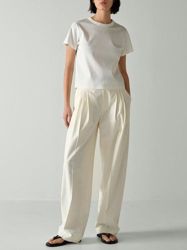 Cotton Three-pleat Wide Pants () - FACADE PATTERN - Modalova