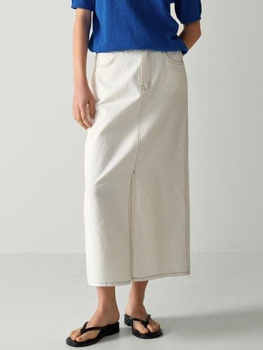 Classic Denim Skirt (Off White) - FACADE PATTERN - Modalova