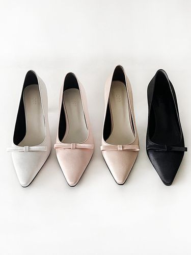 Erica Satin Pumps - ODR - Modalova