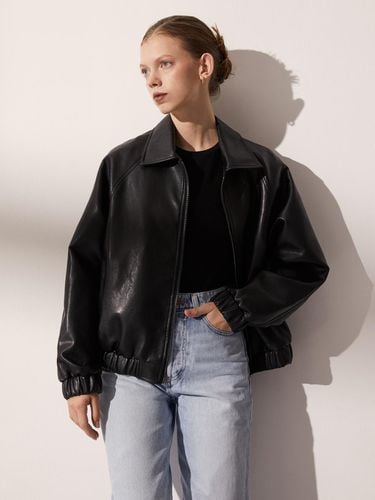 Vegan Leather Banded Jacket - Black - LADYVOLUME - Modalova