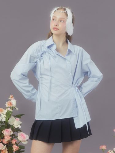 Ribbon Draw Shirt - Light Blue - margarin fingers - Modalova