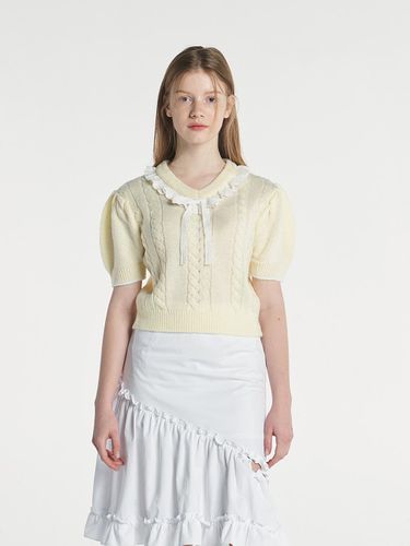 V-neck Frill Cropped Knit - Cream - margarin fingers - Modalova