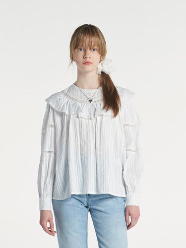 Lace Trimmed Blouse - White - margarin fingers - Modalova