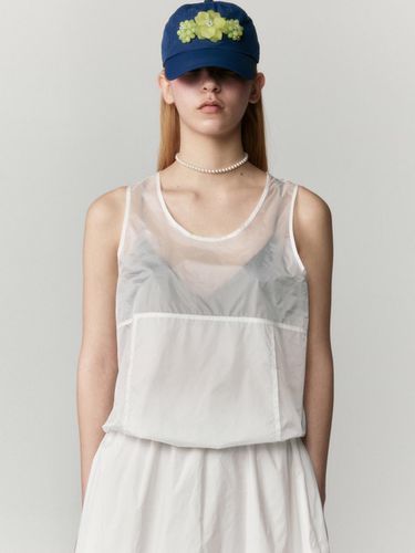 Sheer Anorak Vest _ White - Burmula - Modalova