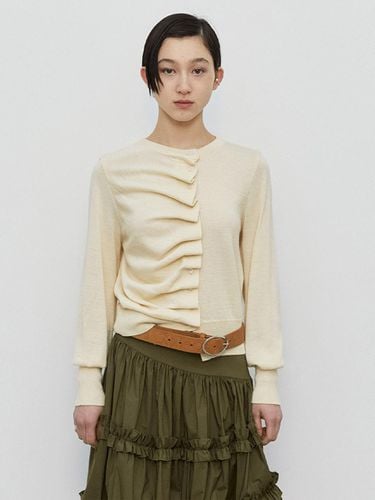 Ovlique Knit Cardigan _ Cream - Burmula - Modalova