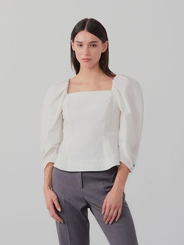 Square Neck Puff Blouse - INSTANTFUNK - Modalova