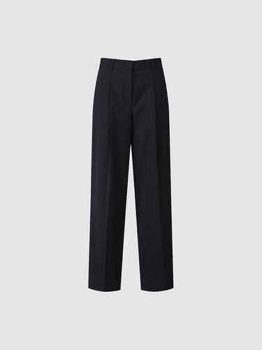 Pin Stripe One Tuck Pants - comgen - Modalova