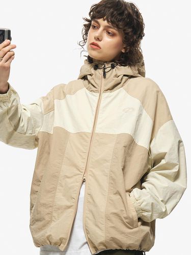 Triple Layer Windbreaker Jacket _ - CPGN - Modalova